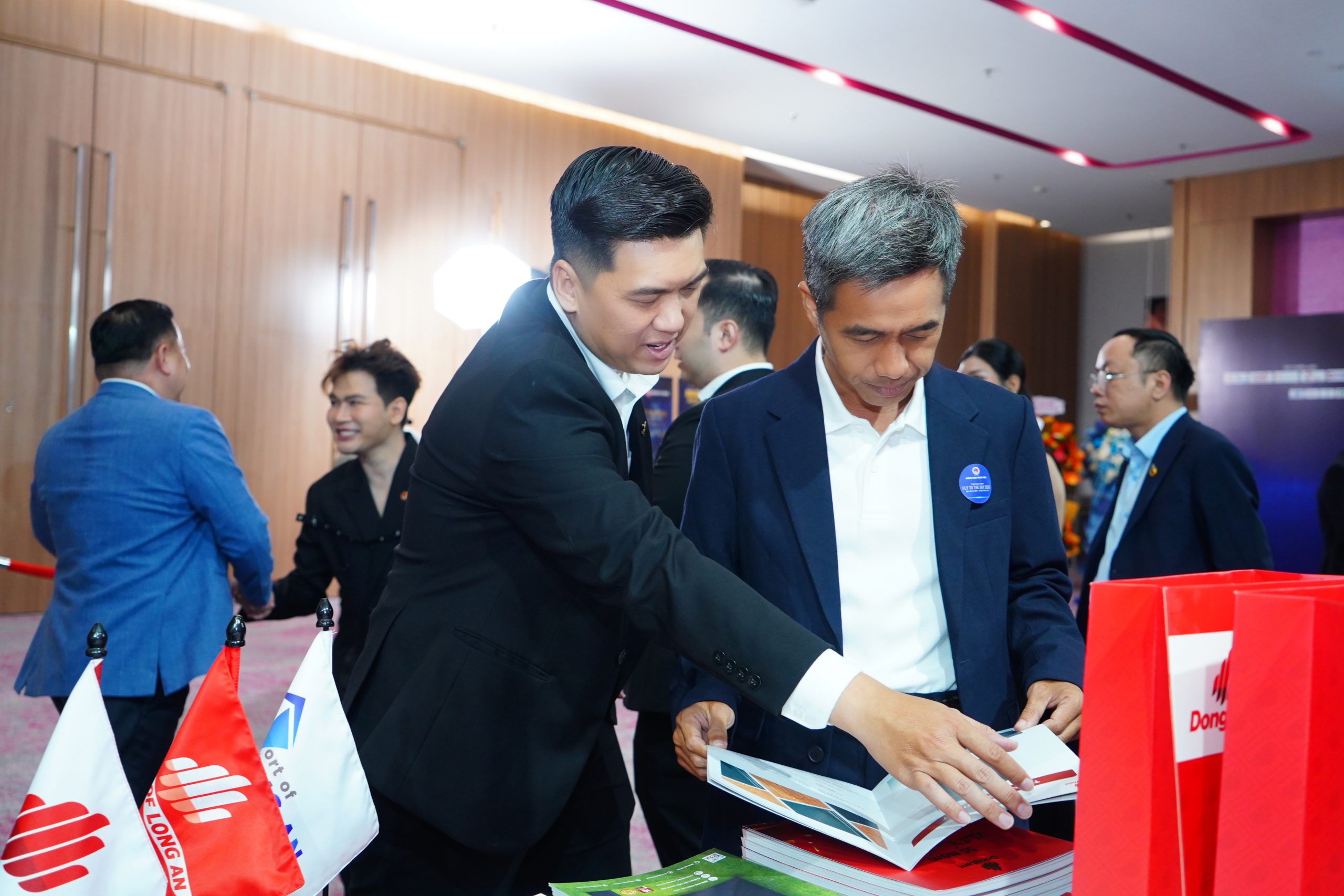 HINH 6.DONGTAM GROUP DONG HANH YBA CHI HOI SAI GON 4 scaled