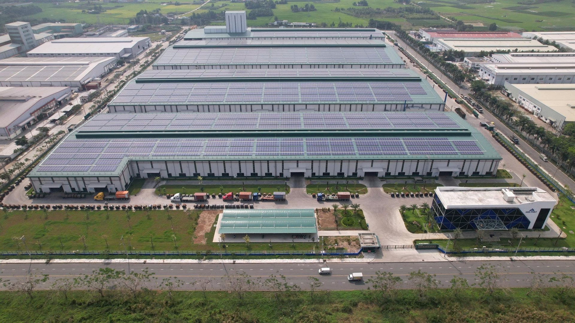 NM Ong thep Hoa Phat Long An tai KCN Thuan Dao thuoc Dongtam Group